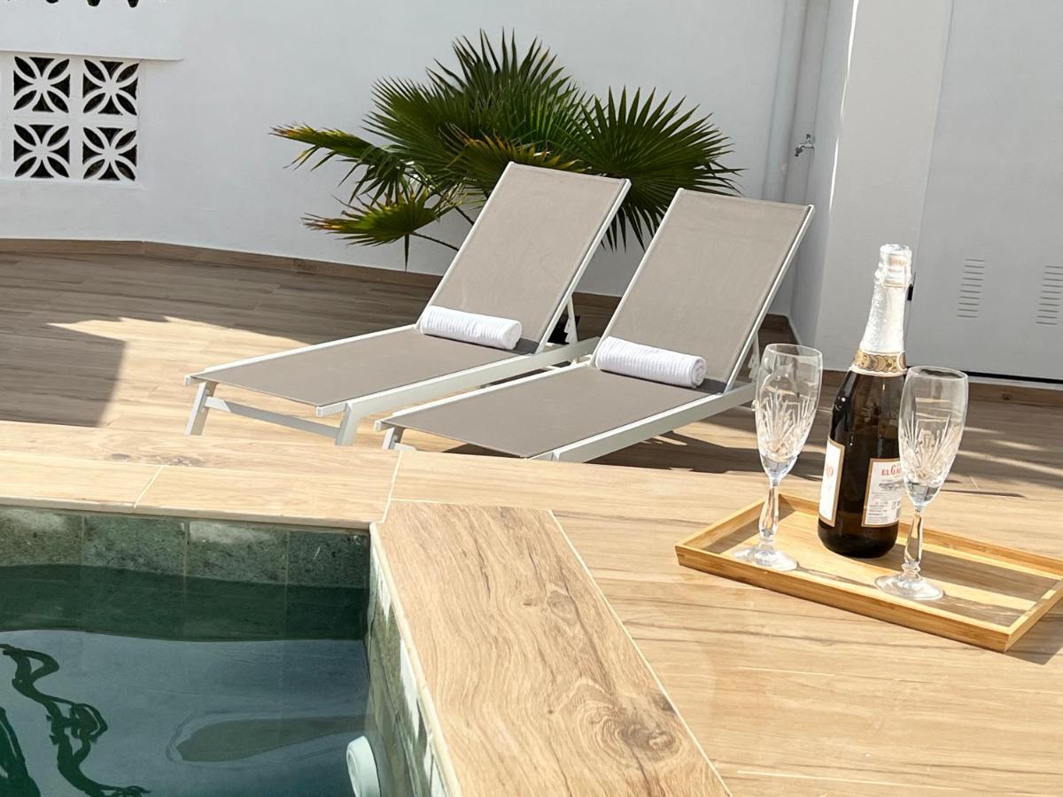 Karibu Beach & Pool Marbella Exterior foto
